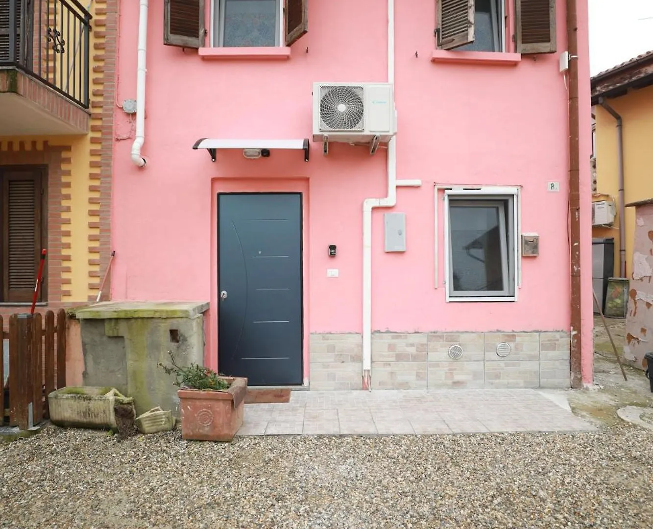 Casa Mia Bed & Breakfast Casorate Primo 0*,  Italy